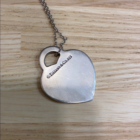 Auth. Tiffany & Co. Silver Heart Pendant w/ Chain - Picture 6 of 9